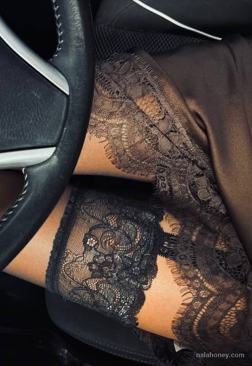 Nala Honey lingerie cam girl italiana